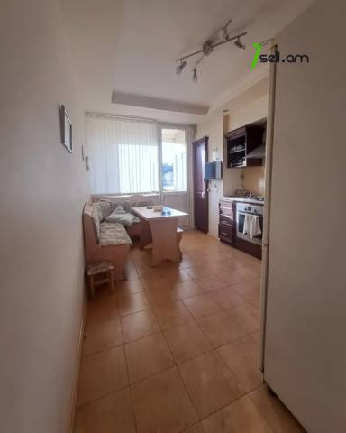 2 սենյականոց բնակարան Բաղրամյան պողոտայում, 73 ք.մ., 5/9 հարկ, կապիտալ վերանորոգված