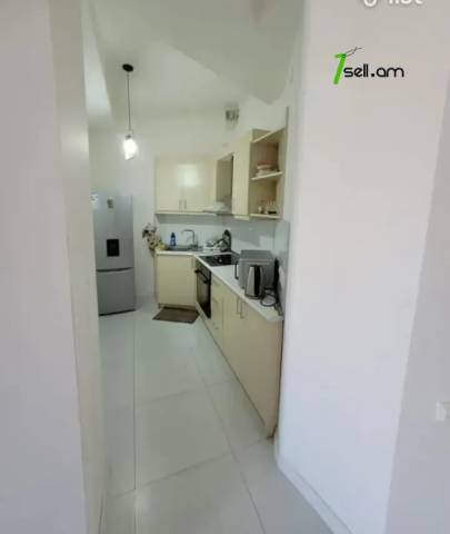 3 սենյականոց բնակարան նորակառույց շենքում Մարո Մարգարյան փողոցում, 59 ք.մ., 3/10 հարկ