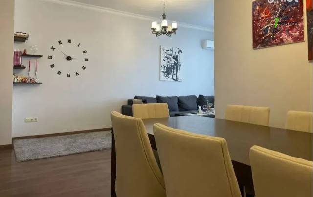 2 սենյականոց բնակարան նորակառույց շենքում Նաիրի Զարյան փողոցում, 78 ք.մ., 2 սանհանգույց