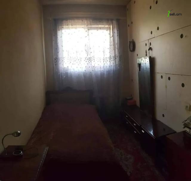 Երկու հարկանի քարե տուն Դավիթ Մալյան փողոցում Ավանում, 478 քմ, կոսմետիկ վերանորոգում