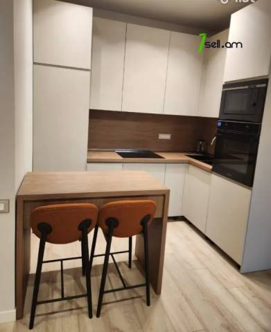 2 սենյականոց բնակարան նորակառույց շենքում Ալեք Մանուկյան փողոցում, 47 ք.մ., նախավերջին հարկ