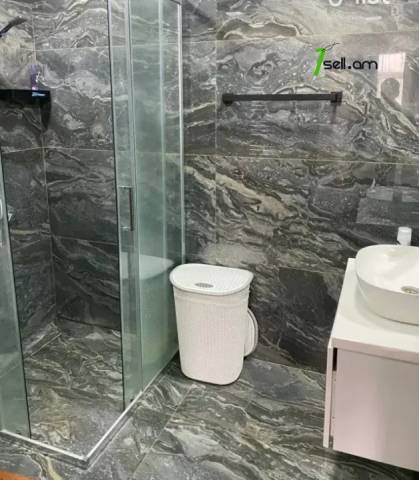 3 սենյականոց բնակարան նորակառույց շենքում Սեբաստիայի փողոցում, 86 ք.մ., 3/14 հարկ, բարձր առաստաղներ