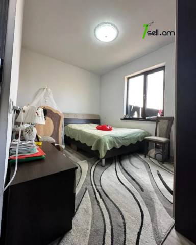 Մեկ հարկանի քարե տուն 10-րդ փողոցում Այնթապում, 335 ք.մ., կապիտալ վերանորոգված