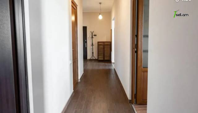 3 սենյականոց բնակարան Տիգրան Մեծի պողոտայում, 88 քմ, 4/6 հարկ, կապիտալ վերանորոգված, քարե շենք