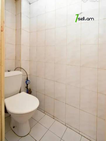 4 սենյականոց բնակարան Ավետիս Ահարոնյան փողոցում, 100 քմ, կոսմետիկ վերանորոգում, քարե շենք