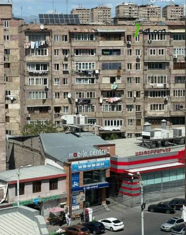 3 սենյականոց բնակարան Սեբաստիայի փողոցում, 74 քմ, նախավերջին հարկ, մասնակի վերանորոգում