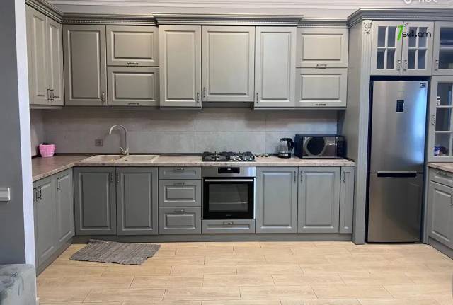 3 սենյականոց բնակարան նորակառույց շենքում Պարույր Սևակի փողոցում, 90 ք.մ., 2 սանհանգույց