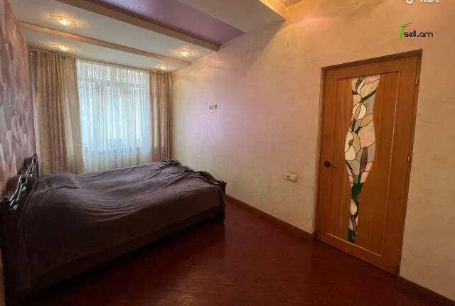 3 սենյականոց բնակարան նորակառույց շենքում Եկմալյան փողոցում, 114 քմ, 3/10 հարկ, 2 սանհանգույց