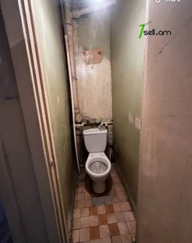 2 սենյականոց բնակարան Ռուբինյանց փողոցում, 58 ք.մ., 2/5 հարկ, քարե շենք