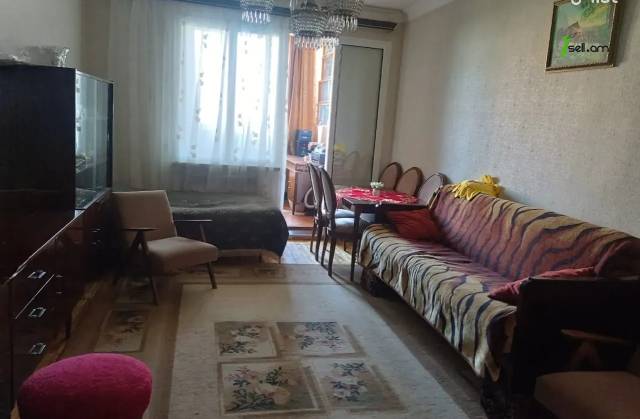 2 սենյականոց բնակարան Նելսոն Ստեփանյան փողոցում, 60 քմ, 4/9 հարկ, կապիտալ վերանորոգված