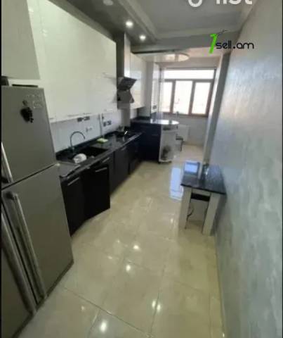 4 սենյականոց բնակարան նորակառույց շենքում Կոմիտասի պողոտայում, 125 ք.մ., 7/17 հարկ, բարձր առաստաղներ