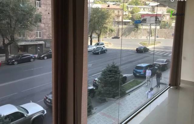 Գրասենյակային տարածք Սայաթ-Նովայի պողոտայում կենտրոնում, 45 քմ