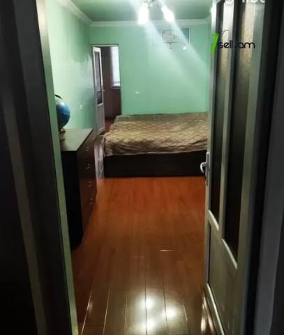 5 սենյականոց բնակարան Էրեբունիում, 84 ք.մ., 2 սանհանգույց, մի քանի պատշգամբ, կապիտալ վերանորոգված