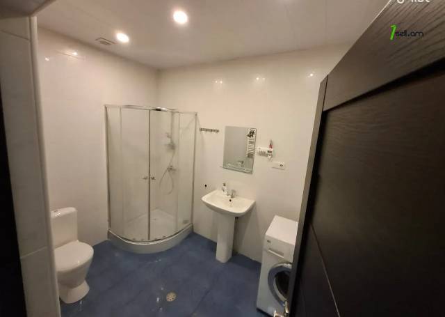 2 սենյականոց բնակարան նորակառույց շենքում Պարույր Սևակի փողոցում, 83 քմ, 8/14 հարկ, բարձր առաստաղներ