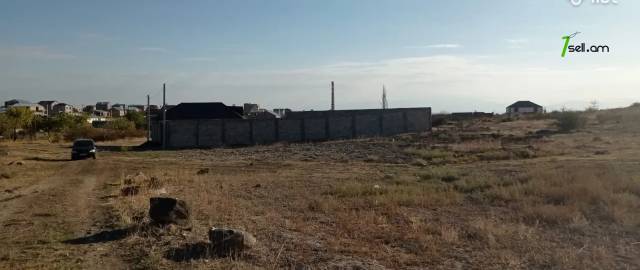 Գյուղատնտեսական հողատարածք Զովունիում, 4000 քմ