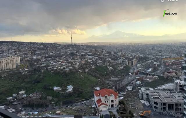 2 սենյականոց բնակարան նորակառույց շենքում Դավիթ Անհաղթի փողոցում, 65 քմ, նախավերջին հարկ