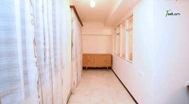 3 սենյականոց բնակարան Խորենացու փողոցում, 93 ք.մ., կապիտալ վերանորոգված