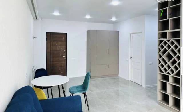 2 սենյականոց բնակարան Պուշկինի փողոցում, 43 ք.մ., կապիտալ վերանորոգված