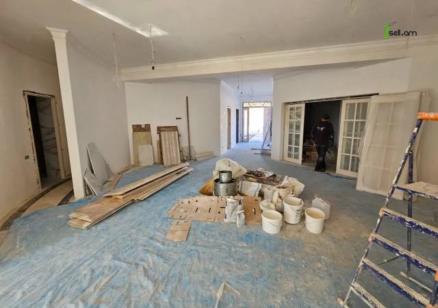 Երեք հարկանի քարե տուն Գևորգ Վարդանյան փողոցում Արաբկիրում, 1660 քմ, 3+ սանհանգույց