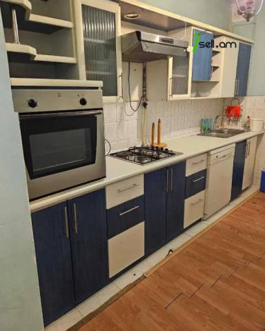 2 սենյականոց բնակարան Կոմիտասի պողոտայում, 65 քմ, 4/9 հարկ, 2 սանհանգույց, մասնակի վերանորոգում