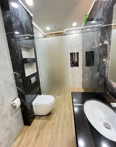 2 սենյականոց բնակարան նորակառույց շենքում Կարապետ Ուլնեցու փողոցում, 68 քմ, 6/16 հարկ