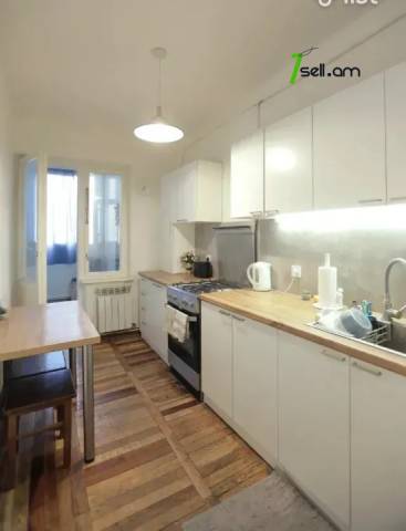 3 սենյականոց բնակարան, Դավթաշենի 4-րդ զանգված, 78 քմ, 2/9 հարկ, կոսմետիկ վերանորոգում