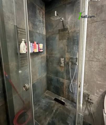 2 սենյականոց բնակարան նորակառույց շենքում Վերին Անտառային փողոցում, 75 քմ, 2/5 հարկ