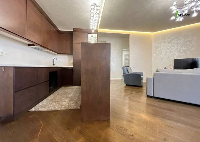 2 սենյականոց բնակարան նորակառույց շենքում, Sasna Tsrer Street, 70 քմ, 11/18 հարկ, բարձր առաստաղներ