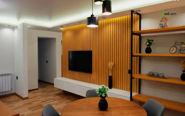 3 սենյականոց բնակարան Դավիթ Անհաղթի փողոցում, 76 ք.մ., 2/4 հարկ, դիզայներական ոճով վերանորոգված