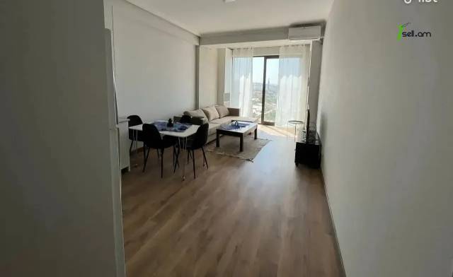 3 սենյականոց բնակարան նորակառույց շենքում Ռուբեն Սևակի փողոցում, 84 ք.մ., 5/7 հարկ, 2 սանհանգույց