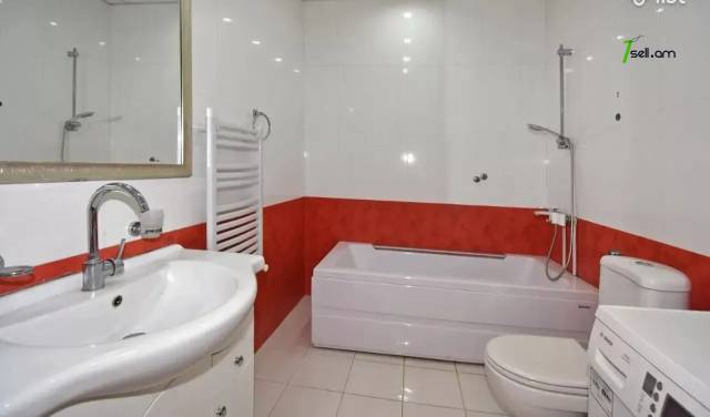 5 սենյականոց բնակարան նորակառույց շենքում Մարշալ Բաղրամյան պողոտայում, 165 քմ, 11/17 հարկ