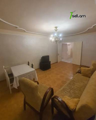 3 սենյականոց բնակարան Սարյանի փողոցում, 70 ք.մ., 3/8 հարկ, կապիտալ վերանորոգված