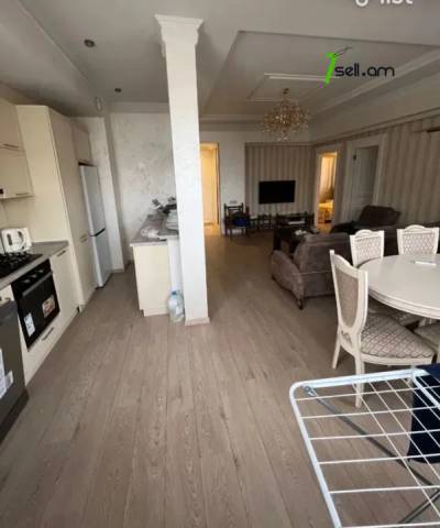 3 սենյականոց բնակարան նորակառույց շենքում Ալեք Մանուկյան փողոցում, 80 ք.մ., 3/12 հարկ, 2 սանհանգույց