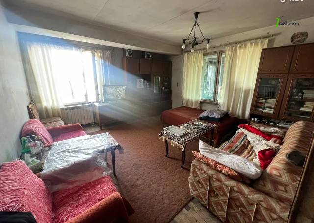 3 սենյականոց բնակարան Արցախի պողոտայում, 79 քմ, 12/14 հարկ, մի քանի պատշգամբ