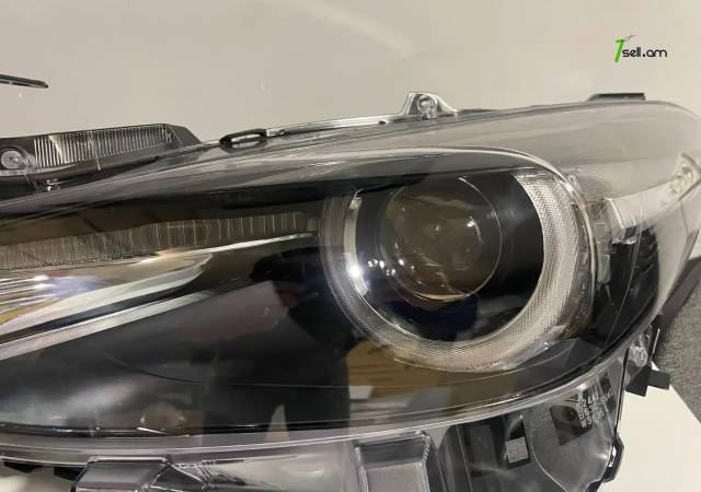 Mazda 3 Առջևի լուսարձակ Full led զույգ ֆառ