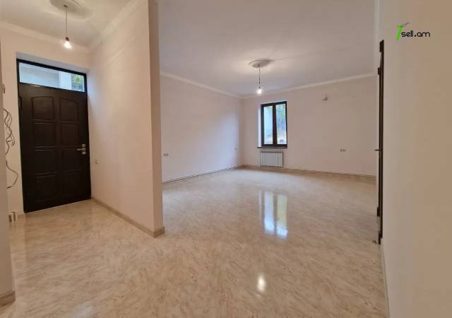 Մեկ հարկանի քարե տուն Նորք Մարաշում, 250 ք.մ., 2 սանհանգույց, կապիտալ վերանորոգված