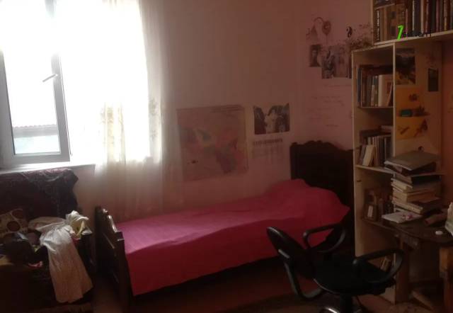 Երկու հարկանի քարե տուն Ազատամարտիկների փողոցում Էրեբունիում, 200 ք.մ., 2 սանհանգույց