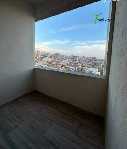 3 սենյականոց բնակարան նորակառույց շենքում Վահրամ Փափազյան փողոցում, 120 ք.մ., 2 սանհանգույց