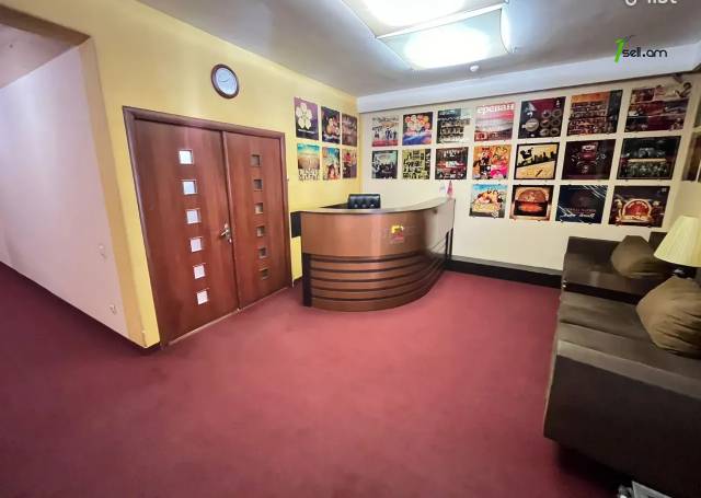 Բազմաֆունկցիոնալ գույք Վարդանանց փողոցում կենտրոնում, 300 քմ