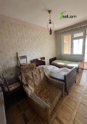 3 սենյականոց բնակարան Բաբայան փողոցում, 76 քմ, 4/9 հարկ, մասնակի վերանորոգում