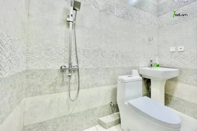 4 սենյականոց բնակարան նորակառույց շենքում Պարույր Սևակի փողոցում, 125 քմ, 9/16 հարկ, 2 սանհանգույց