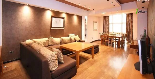 3 սենյականոց բնակարան նորակառույց շենքում Ադոնցի փողոցում, 110 ք.մ., 9/18 հարկ, 2 սանհանգույց