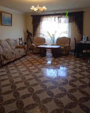 Մեկ հարկանի քարե տուն Հայկ Բժշկյանց փողոցում Հայանիստում, 150 քմ, կապիտալ վերանորոգված