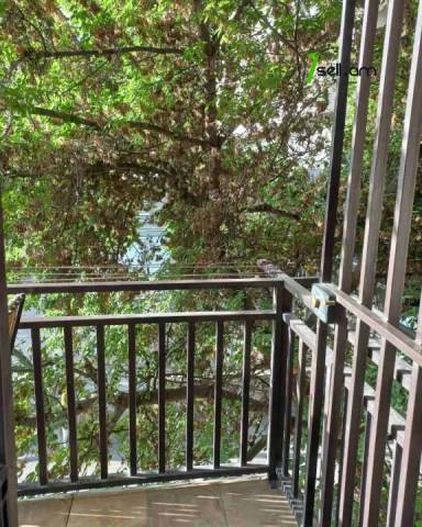 3 սենյականոց բնակարան Թամանյանի փողոցում, 92 ք.մ., 3/5 հարկ, եվրովերանորոգված, քարե շենք