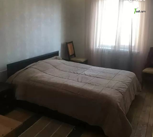 4 սենյականոց բնակարան, Դավթաշեն 2-րդ թաղամաս, 93 ք.մ., մասնակի վերանորոգում