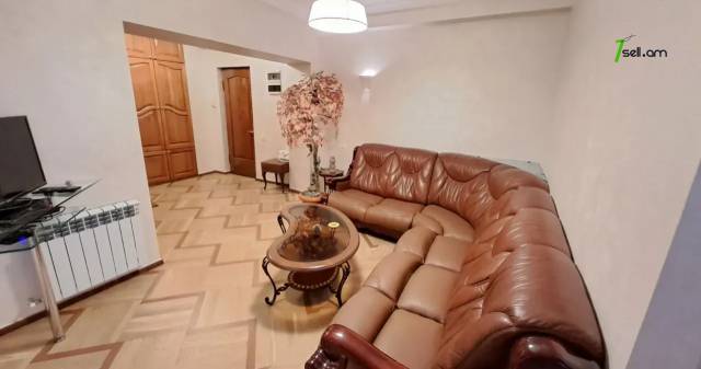 3 սենյականոց բնակարան Պարոնյան փողոցում, 100 քմ, 5/9 հարկ, եվրովերանորոգված