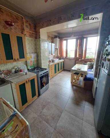 2 սենյականոց բնակարան Գյուլբենկյան փողոցում, 63 ք.մ., քարե շենք