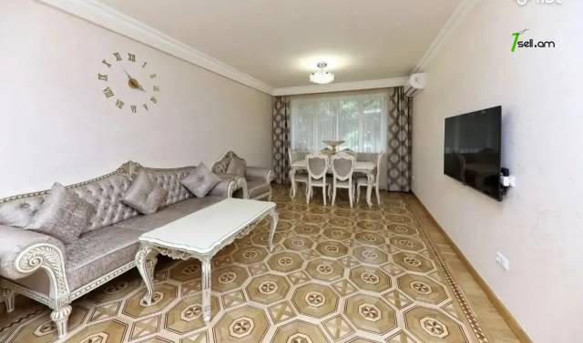 4 սենյականոց բնակարան Դավիթ Մալյան փողոցում, 106 ք.մ., 2/6 հարկ, 2 սանհանգույց, մի քանի պատշգամբ