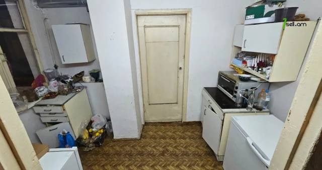 3 սենյականոց բնակարան Թումանյան փողոցում, 100 ք.մ., 4/9 հարկ