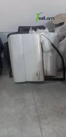 Lexus GX470 դուռ Սպիտակ